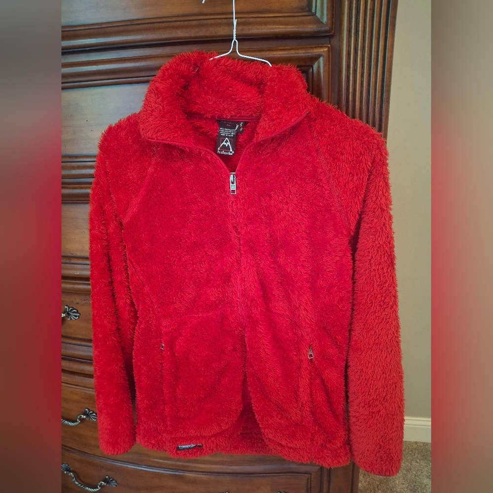 Avalanche Vibrant Red Fleece Jacket